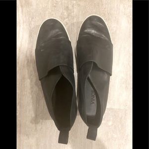 Vince Black Leather platform sneakers